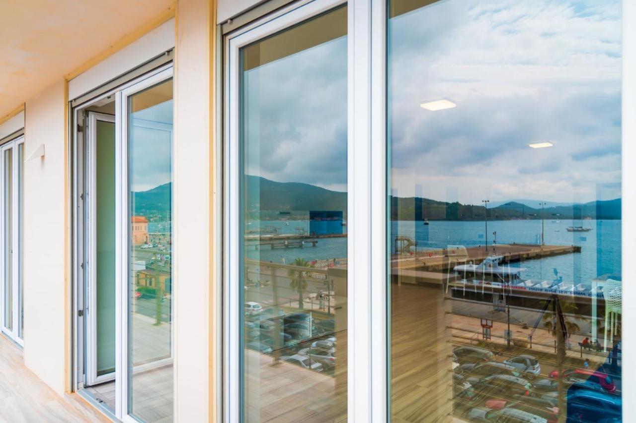 Appartamento Fronte Mare Portoferraio Dış mekan fotoğraf